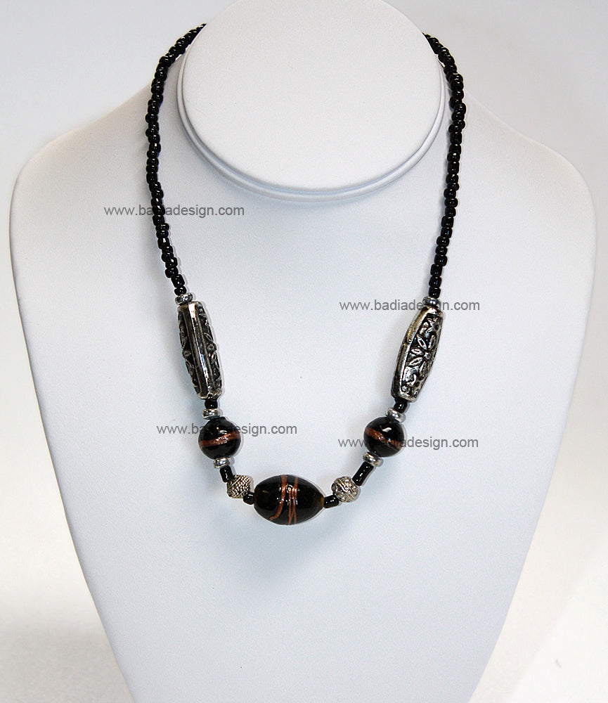 Moroccan Black Gemstone Necklace - J010