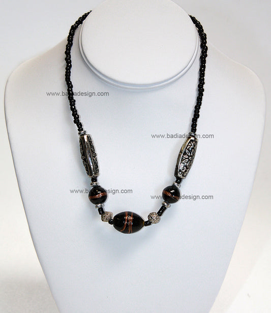 Moroccan Black Gemstone Necklace - J010